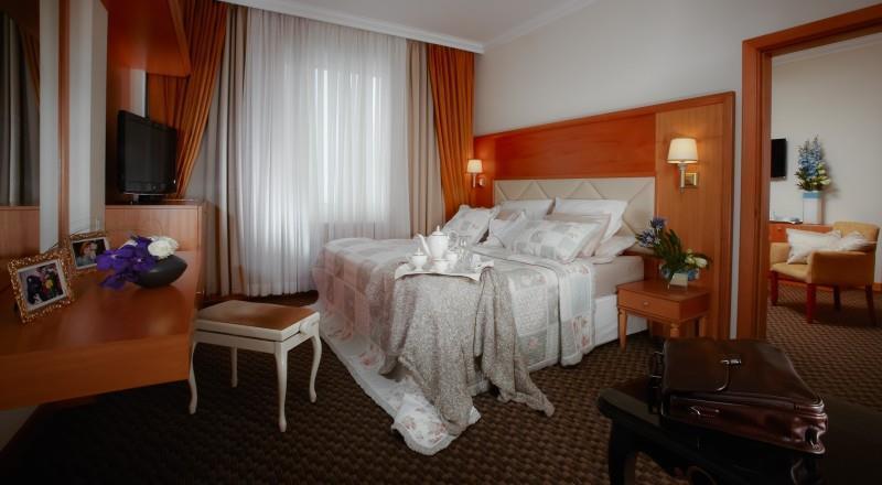 米兰酒店 莫斯科 客房 照片